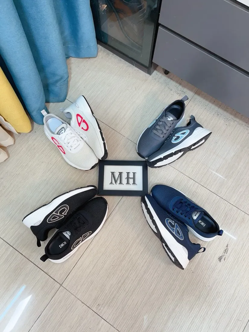 Ex-factory price 420🌹🌹【Dior】Best-selling model, world premiere on official website🔝High-end brand of men's shoes, latest series on official website: The upper is made of imported cowhide with specially designed fabrics➕Mesh breathable lining. Make walking more convenient and comfortable! Compared with the official quality, Midea’s 1:1 replica. Create a fashionable personality to set off your uniqueness! A must-have for trendy men! Classic style. Men's sizes: 38-44.
